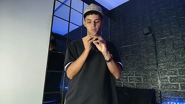 HellAndDante  online show from November 21, 1:37 am