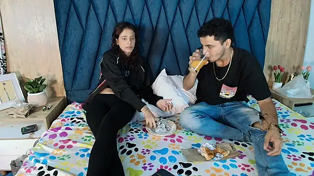 HellAndDante  online show from December 2, 1:17 am