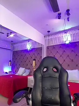 Sussan   online show from April 16, 11:44 am