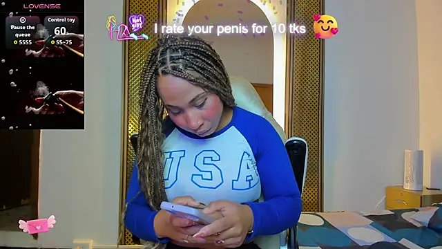 Elowen Clark online show from February 5, 8:04 pm