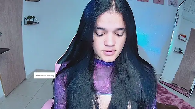 Snapshot of penelope_hearth08 chatting on January 13, 5:28 pm penelope hearth08 online show from January 13, 5:28 pm