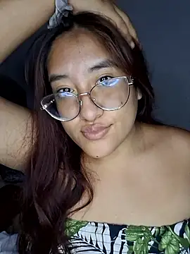 Snapshot of alondra2608 chatting on January 14, 11:52 pm alondra2608 online show from January 14, 11:52 pm