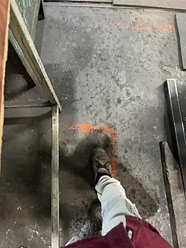 meralund9inch online show from February 19, 4:20 am