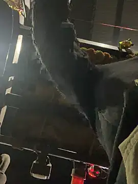 meralund9inch online show from February 26, 7:14 pm