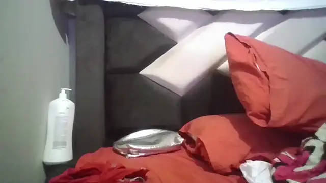 kelly15055 online show from January 7, 5:01 am