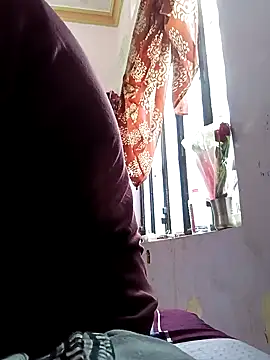 Snapshot of sanu_07 chatting on September 21, 7:57 am sanu 07 online show from September 21, 7:57 am