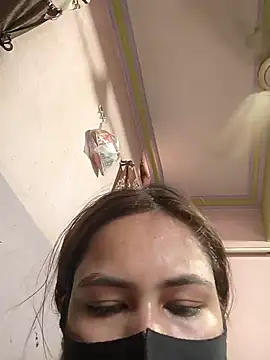 Snapshot of sanu_07 chatting on June 9, 4:35 am sanu 07 online show from June 9, 4:35 am