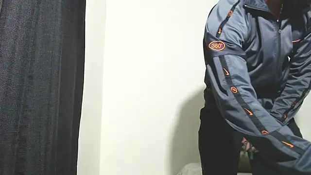 Snapshot of Penelope77 chatting on November 5, 4:48 am Penelope77 online show from November 5, 4:48 am