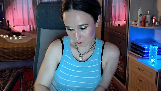 ClassyInna online show from December 17, 9:03 am