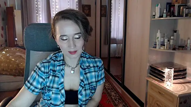 ClassyInna online show from October 21, 8:36 am