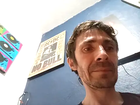 githot online show from March 7, 8:21 am