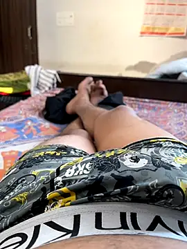 jackyw online show from December 5, 8:13 am