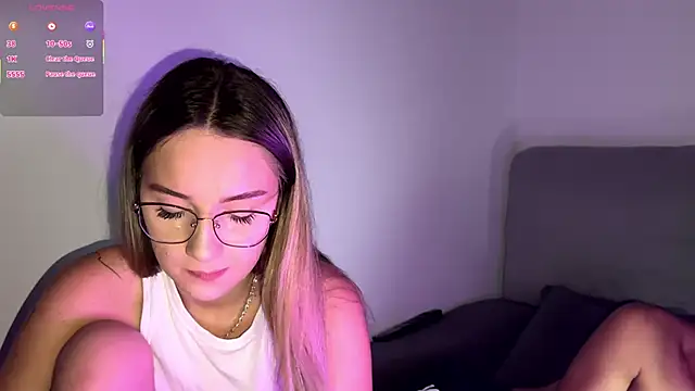 Snapshot of ScarlettSmithX chatting on November 1, 8:14 pm ScarlettSmithX online show from November 1, 8:14 pm