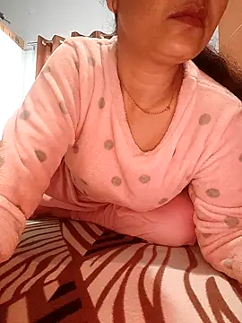 CUTE-PX online show from February 4, 5:13 am