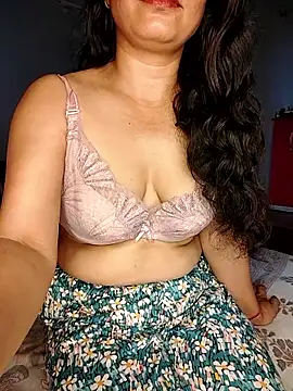Snapshot of CUTE-PX chatting on September 9, 5:06 am CUTE-PX online show from September 9, 5:06 am