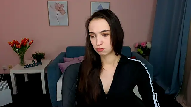 Snapshot of EllaSteele chatting on October 19, 8:55 pm EllaSteele online show from October 19, 8:55 pm
