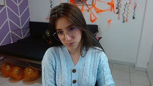 Adhara Kitten online show from October 28, 1:10 pm