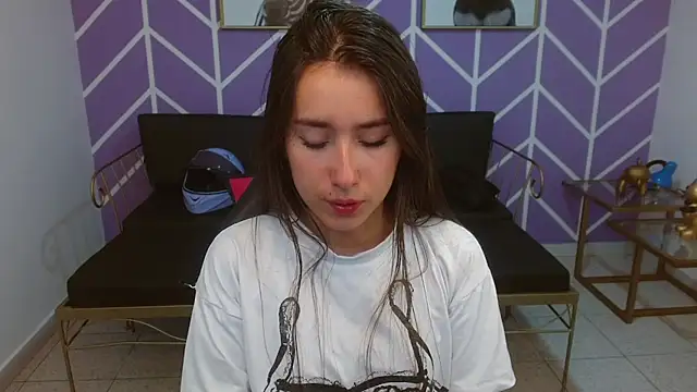 Adhara Kitten online show from January 10, 12:55 pm