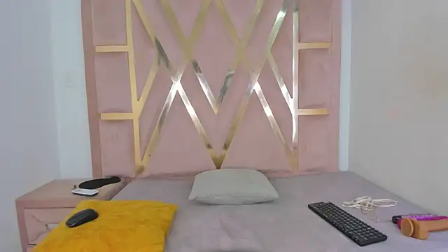 Snapshot of dannyasm chatting on October 28, 12:48 pm dannyasm online show from October 28, 12:48 pm