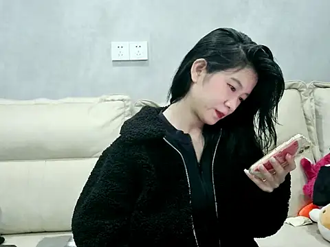 xiaoLI-2025 online show from November 8, 2:31 pm