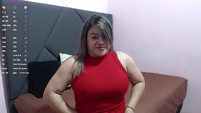 pamela echeverria online show from February 14, 11:21 am