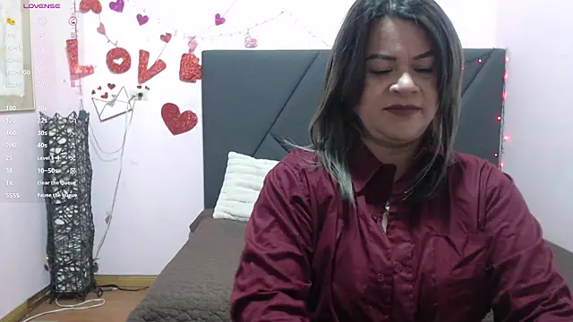 pamela echeverria online show from March 20, 11:22 am