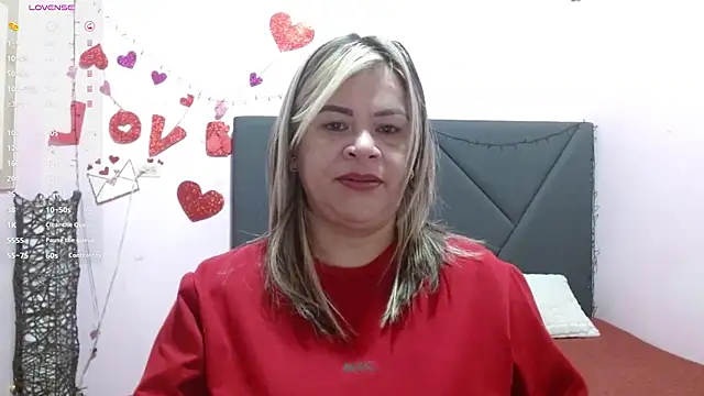 pamela echeverria online show from June 9, 11:11 am
