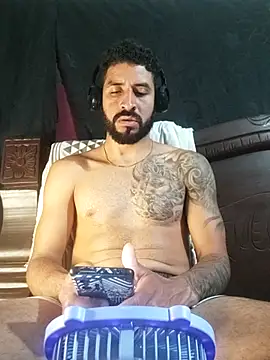 Alexsexygamer online show from December 19, 8:11 pm