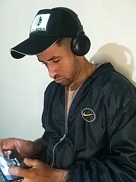 Alexsexygamer online show from November 6, 12:42 pm