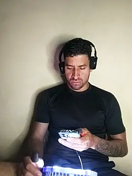 Alexsexygamer online show from November 6, 12:36 am