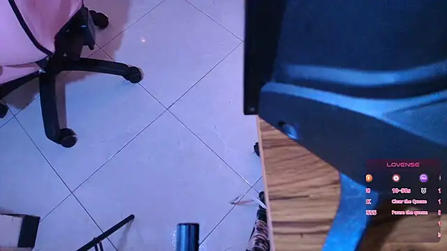 Snapshot of Terraelowen chatting on October 28, 11:31 am Terraelowen online show from October 28, 11:31 am