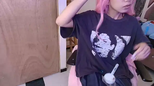 Terraelowen online show from March 3, 11:39 am