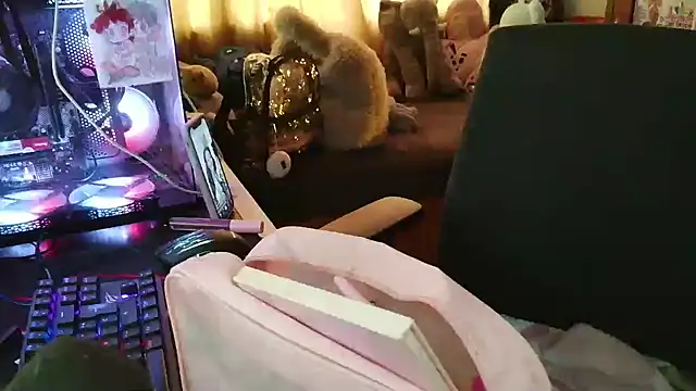 Terraelowen online show from April 10, 1:18 pm