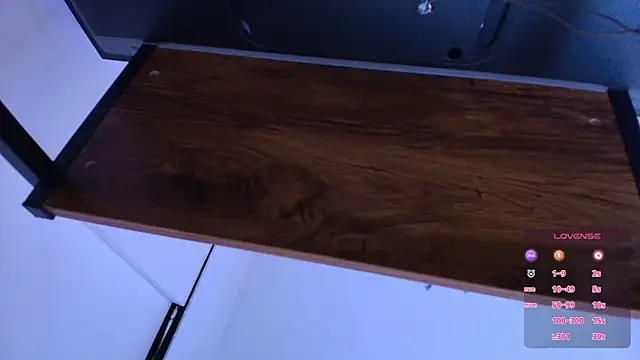 Snapshot of Terraelowen chatting on October 29, 11:09 am Terraelowen online show from October 29, 11:09 am