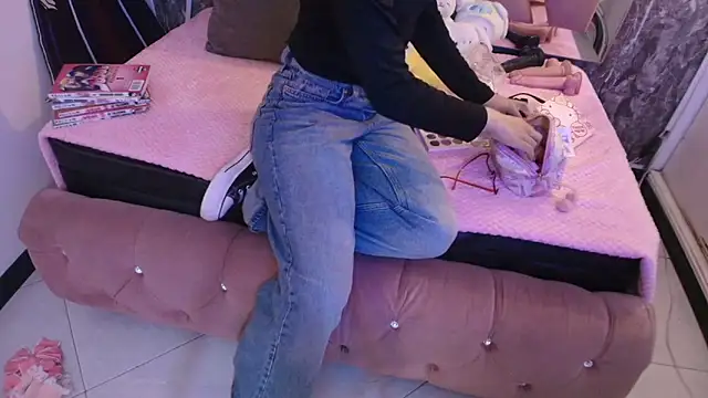 Terraelowen online show from February 26, 11:32 am