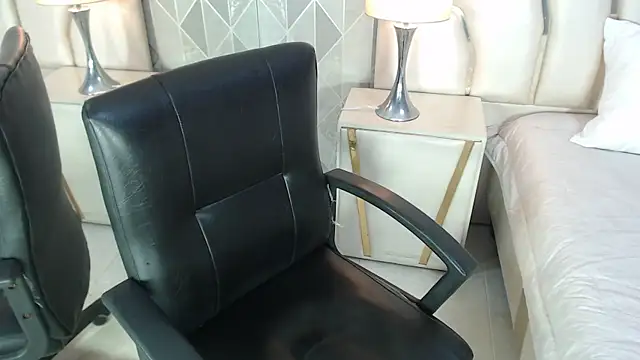 Snapshot of Sofia_Stanley chatting on January 6, 11:58 am Sofia Stanley online show from January 6, 11:58 am