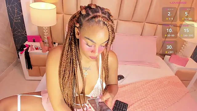 Snapshot of Sofia_Stanley chatting on July 16, 4:31 am Sofia Stanley online show from July 16, 4:31 am