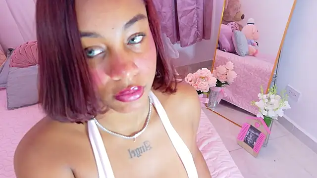 Sofia Stanley online show from May 27, 12:12 pm