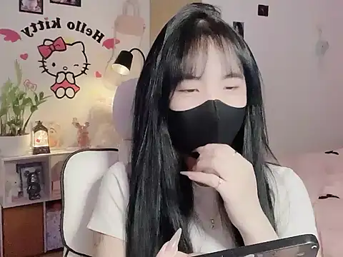 keelinnn19 online show from January 9, 7:43 pm