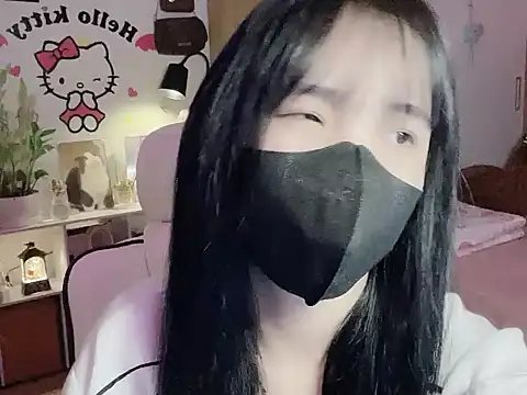 keelinnn19 online show from February 4, 6:47 pm