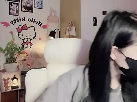 keelinnn19 online show from January 14, 9:57 am