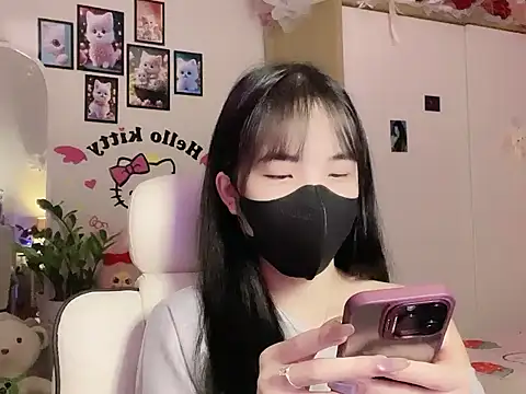 keelinnn19 online show from November 7, 7:40 pm