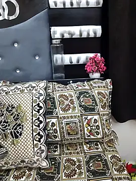 Snapshot of Suhana_Darling chatting on February 25, 5:35 pm Suhana Darling online show from February 25, 5:35 pm