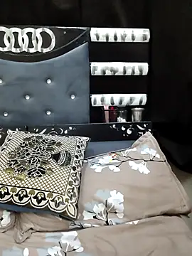 Suhana Darling online show from May 23, 11:04 pm