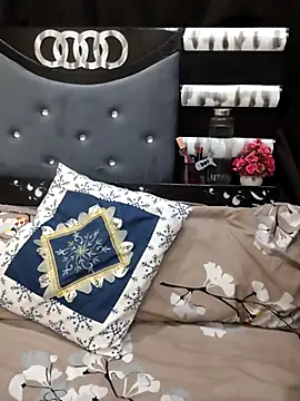 Snapshot of Suhana_Darling chatting on February 16, 8:29 pm Suhana Darling online show from February 16, 8:29 pm