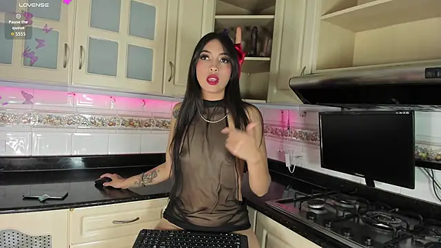 AmyBlackwood online show from November 4, 7:39 pm