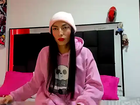 xamila muaa online show from November 13, 12:31 pm