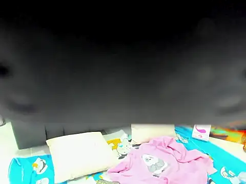 xamila muaa online show from April 12, 7:11 am