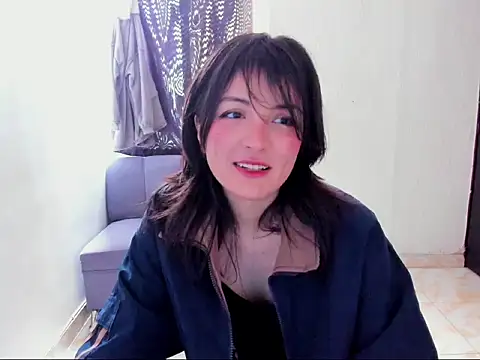 Snapshot of LilyWest19 chatting on December 17, 6:35 pm LilyWest19 online show from December 17, 6:35 pm