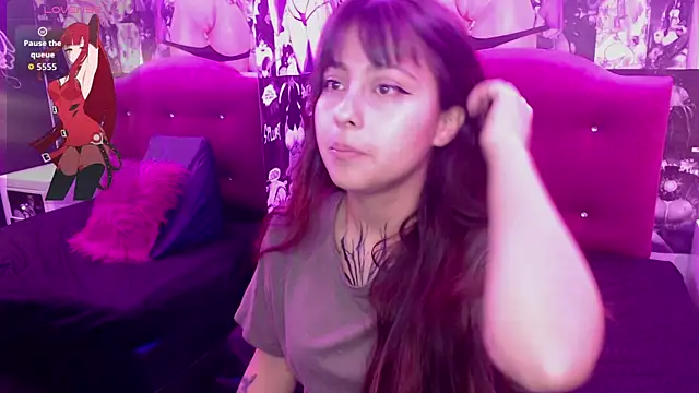 Snapshot of sophiaa_7 chatting on September 21, 12:32 pm sophiaa 7 online show from September 21, 12:32 pm